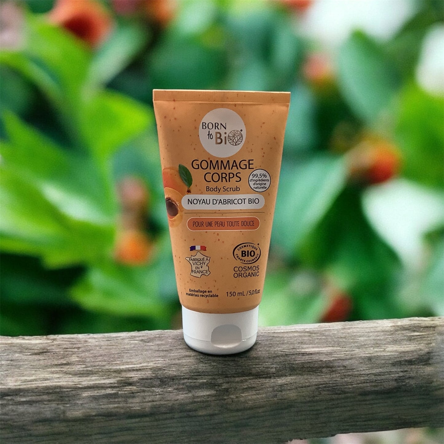Gommage corps au noyau d’abricot bio born to bio 150ml